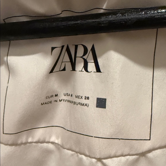 Zara Off-White Puffer Jacket - Picture 4 of 7